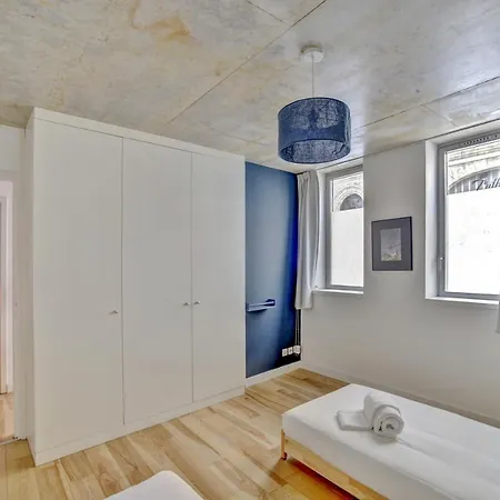 Le Faubourg - Duplex Pour 4 Avec Terrasse Casa de Férias *