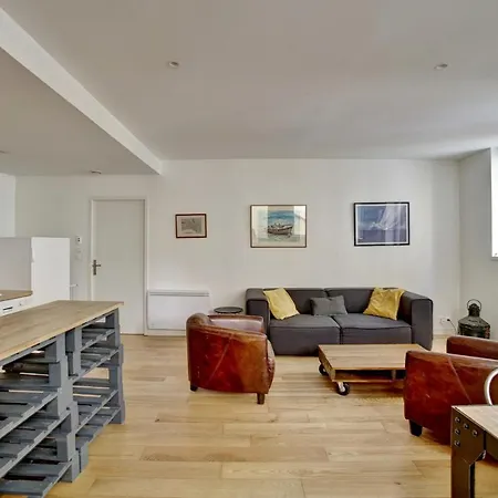 Holiday home Le Faubourg - Duplex Pour 4 Avec Terrasse Bordeaux